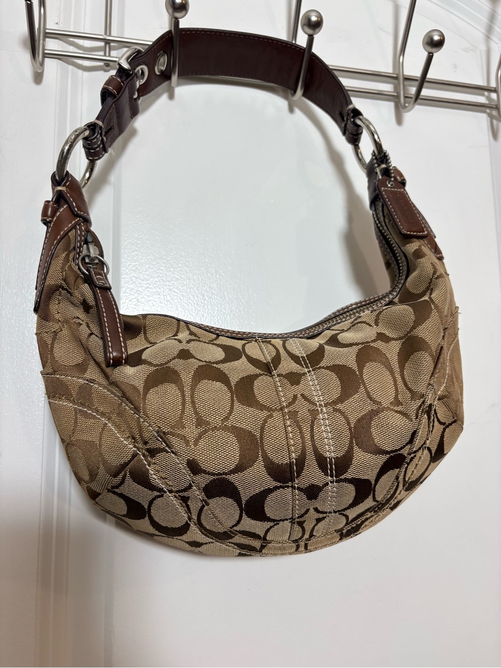 2096 Coach Soho Signature Small Hobo Shoulder Bag
